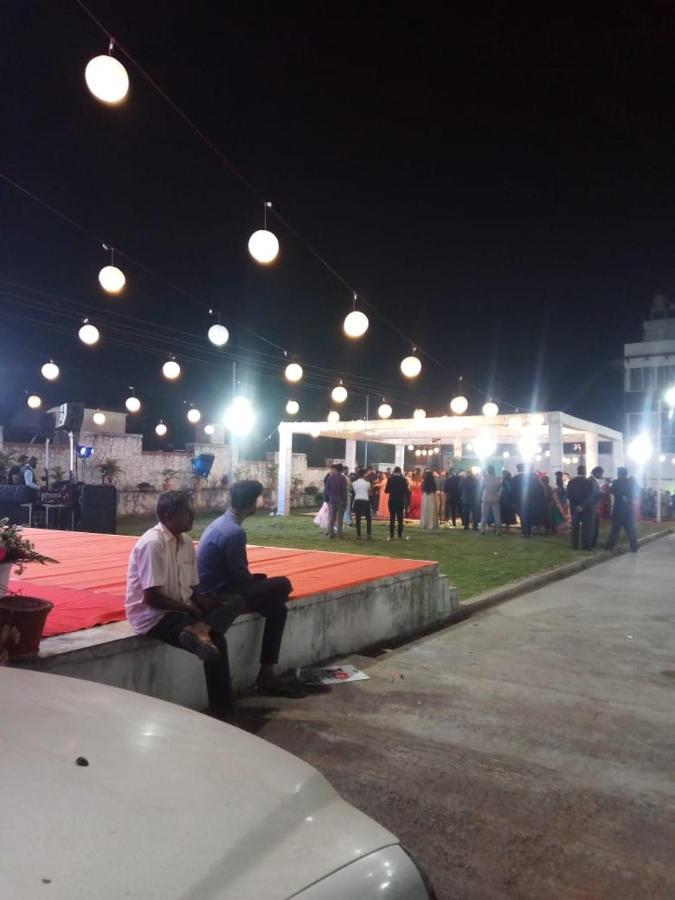 Pune Wtc Eon Destination Weddings Kharadi Exterior photo